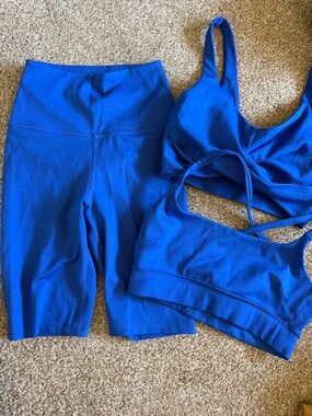 Carbon38 Cloud Compression Outfit